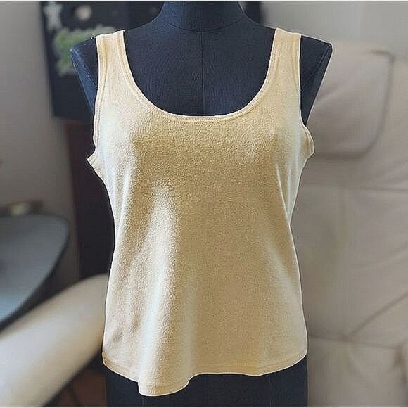 Vtg butter yellow wide strap scoop neck tank top - Picture 2 of 12